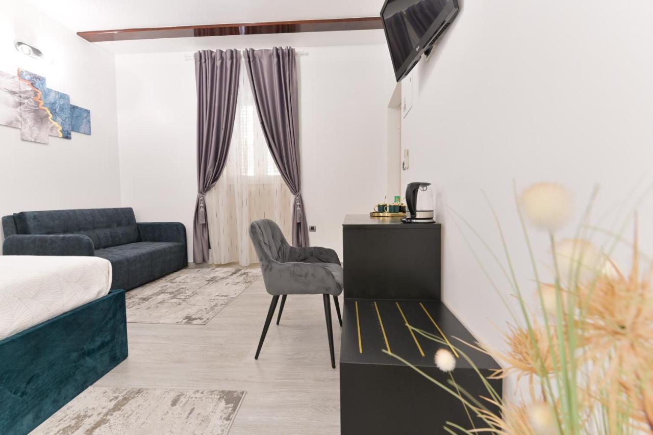 Luxury Rooms "Kaleta" Trogir Buitenkant foto