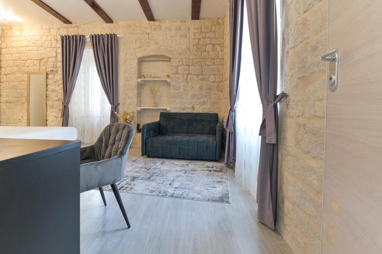 Luxury Rooms "Kaleta" Trogir Buitenkant foto