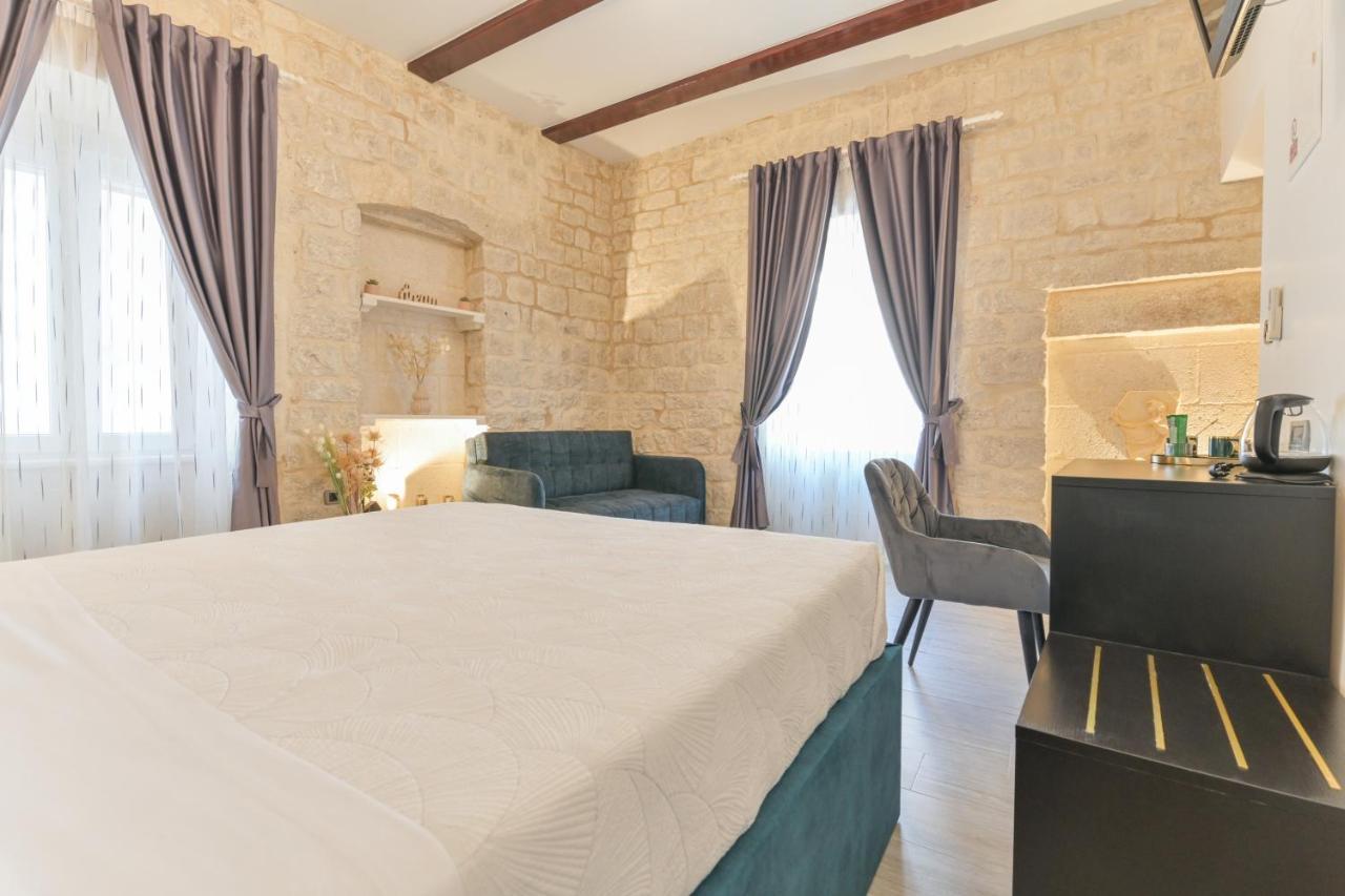Luxury Rooms "Kaleta" Trogir Buitenkant foto